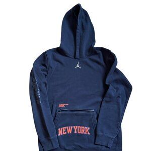 Nike Air Jordan New York Knicks Navy Hoodie EUC Boys XL 18/20